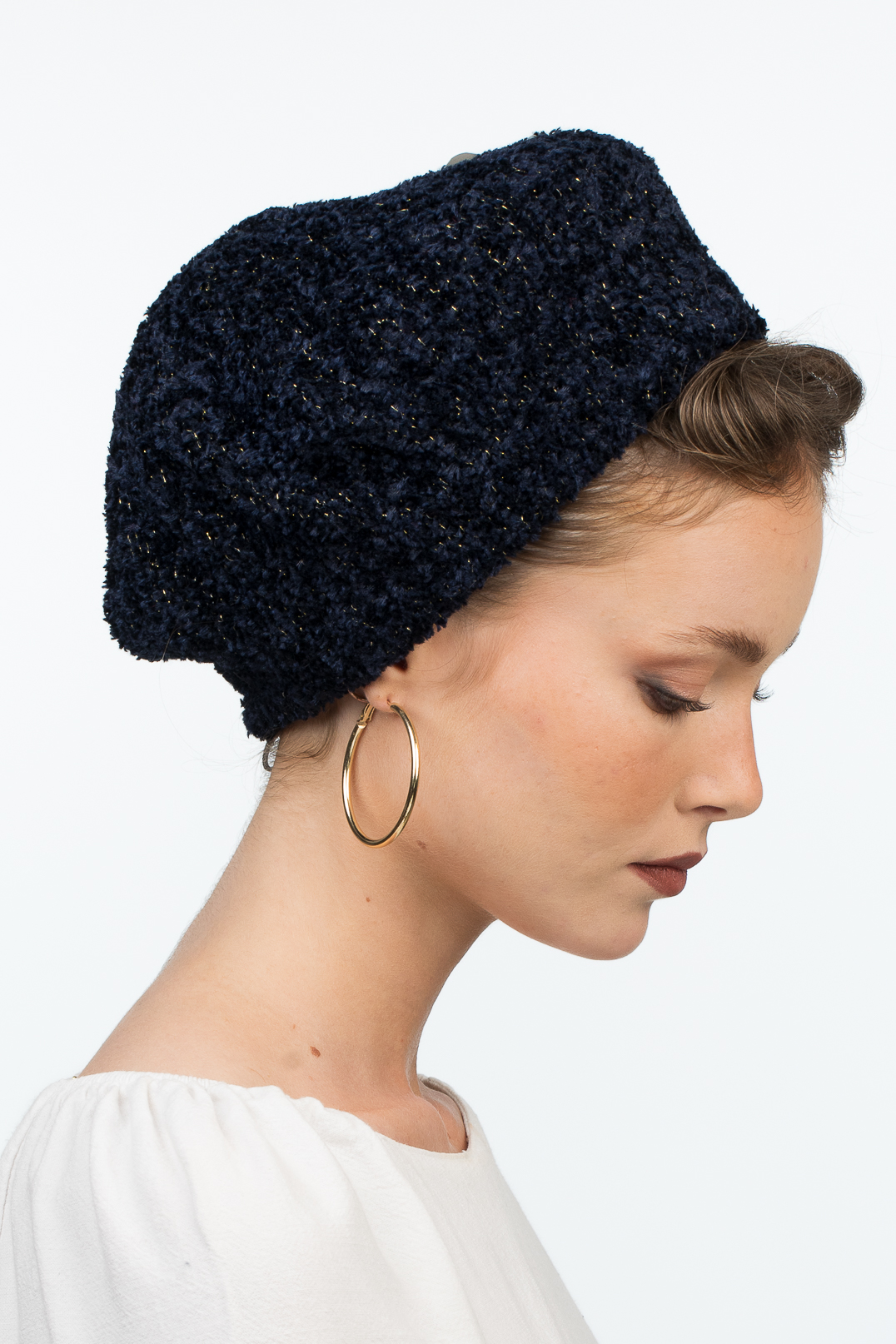 סנוד שניל עם בטנה