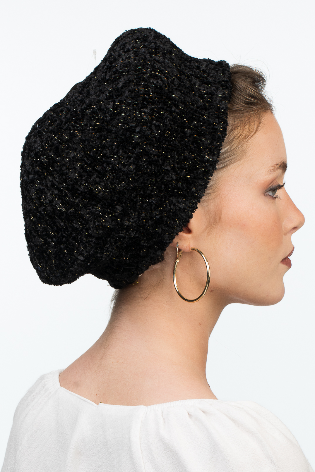 סנוד שניל עם בטנה