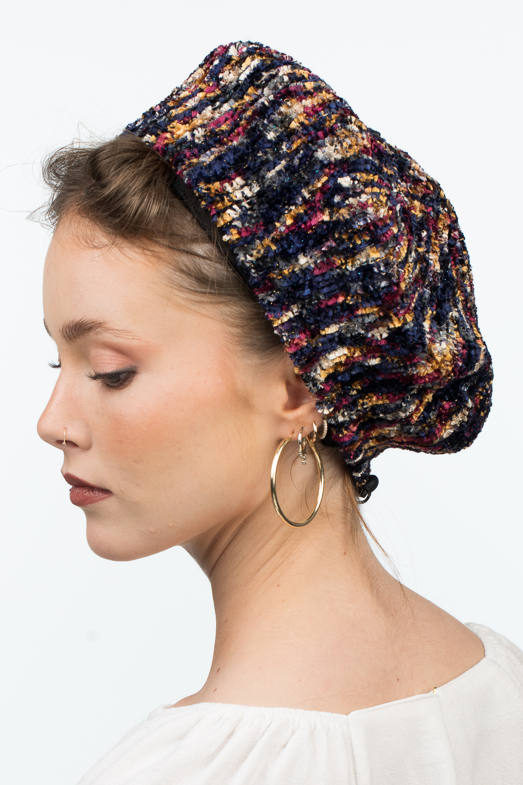 סנוד שניל עם בטנה