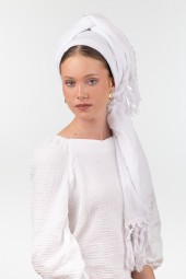 140016 White 8 13