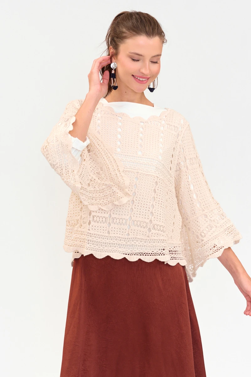 חולצת ראשית