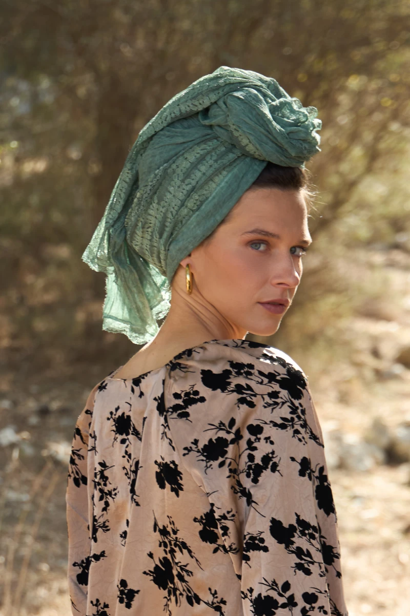 צעיף מיכאלה