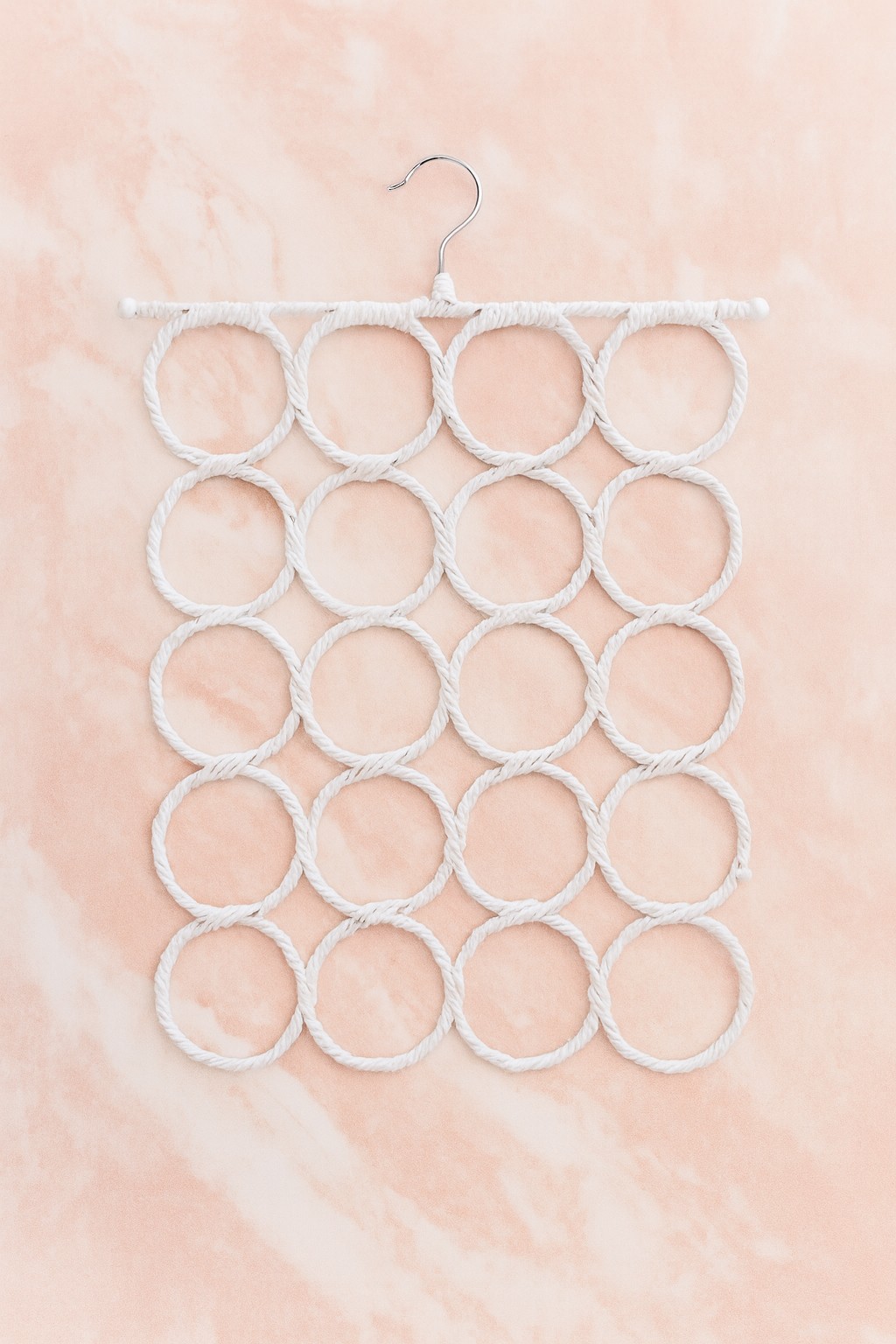 קולב מטפחות