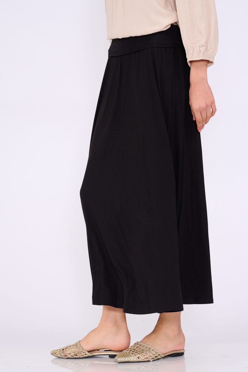 חצאית בסיס ארוכה